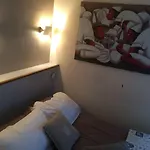 Отель Picardy Hotel-gare Du Nord Париж