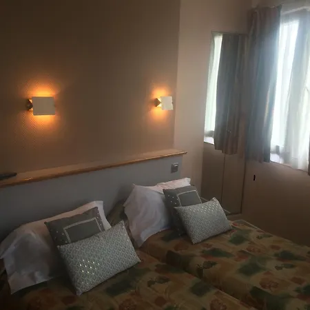 Hotel Picardy Hotel-gare Du Nord 2*