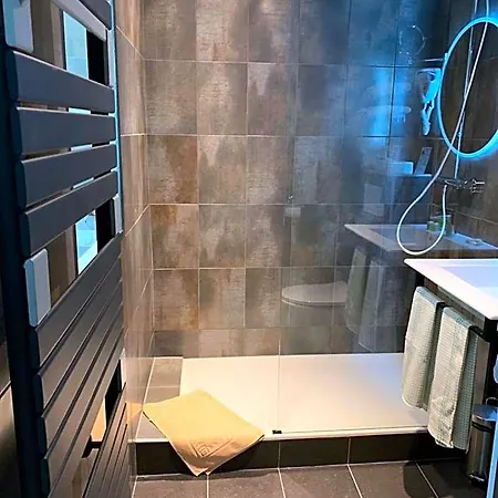 Picardy Hotel-gare Du Nord Hotel