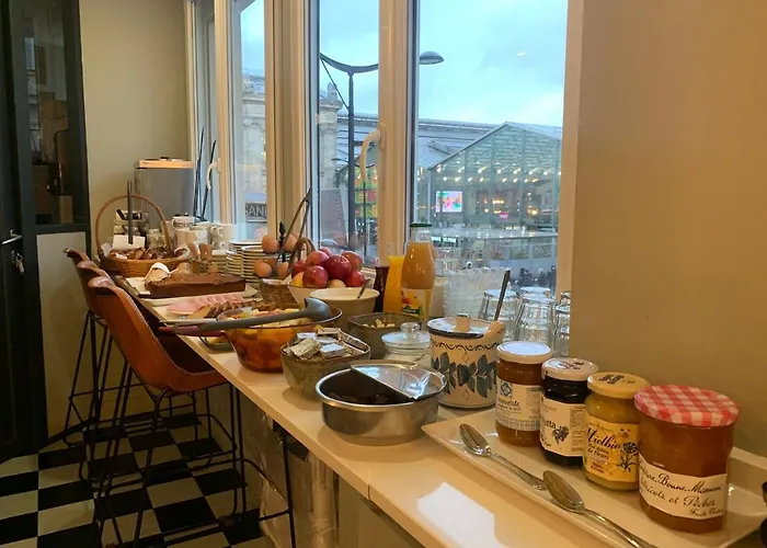 Picardy Hotel-gare Du Nord Hotel