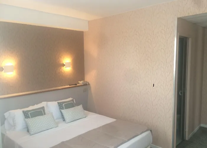 Hotel Picardy Hotel-gare Du Nord 2*