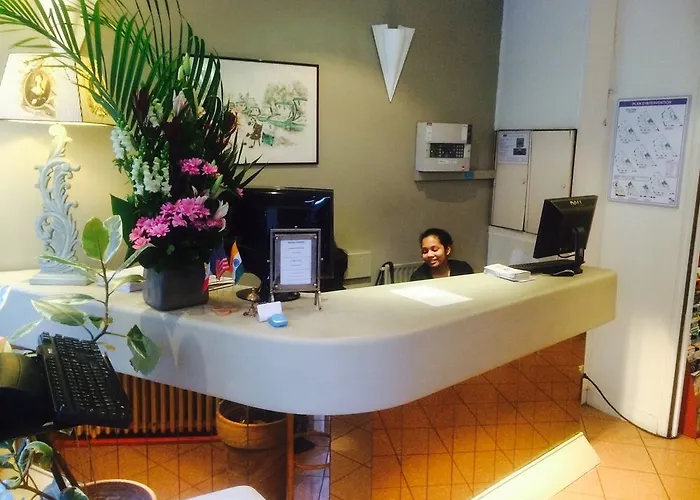 Picardy Hotel-gare Du Nord Hotel